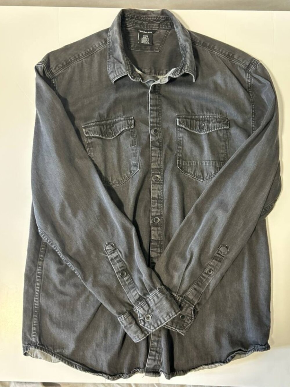 Calvin Klein Jeans Men's Denim Button Up Shirt 🖤